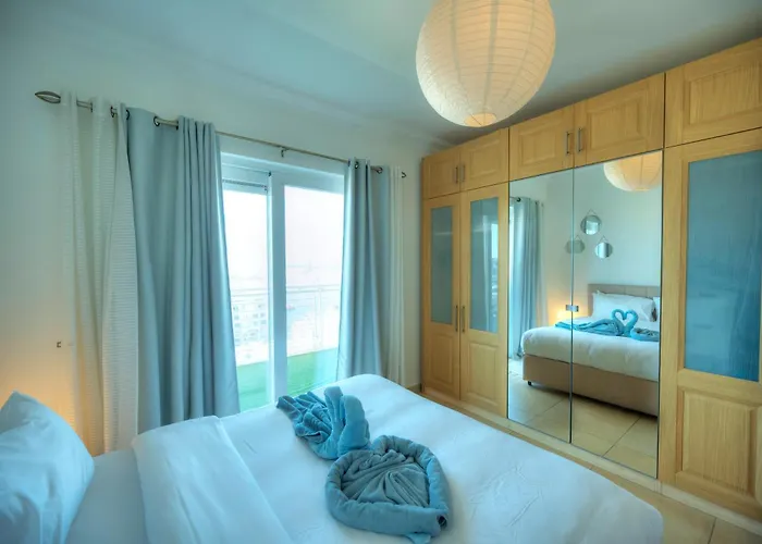 Seaview Terrace, 2bedrooms, Communal Pool Cogo1-1 Sliema