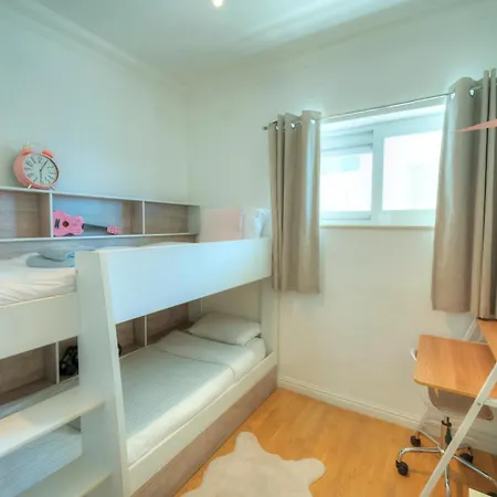 Seaview Terrace, 2bedrooms, Communal Pool Cogo1-1 *