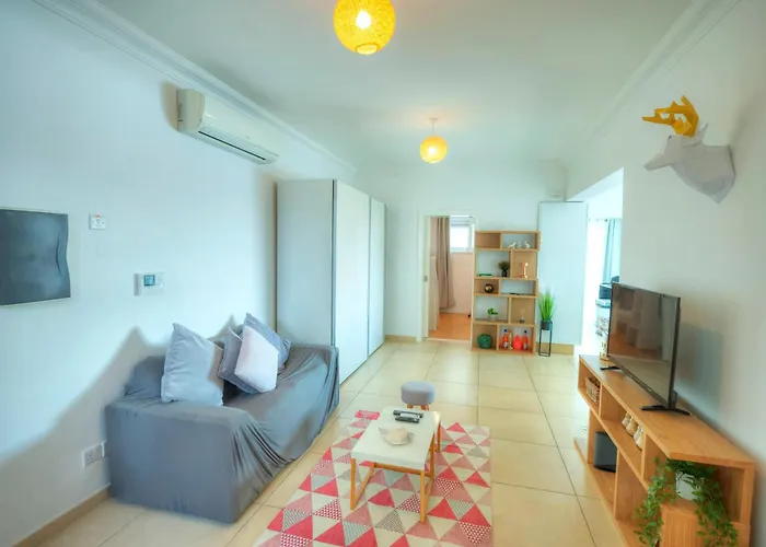 Seaview Terrace, 2bedrooms, Communal Pool Cogo1-1 Apartament Sliema