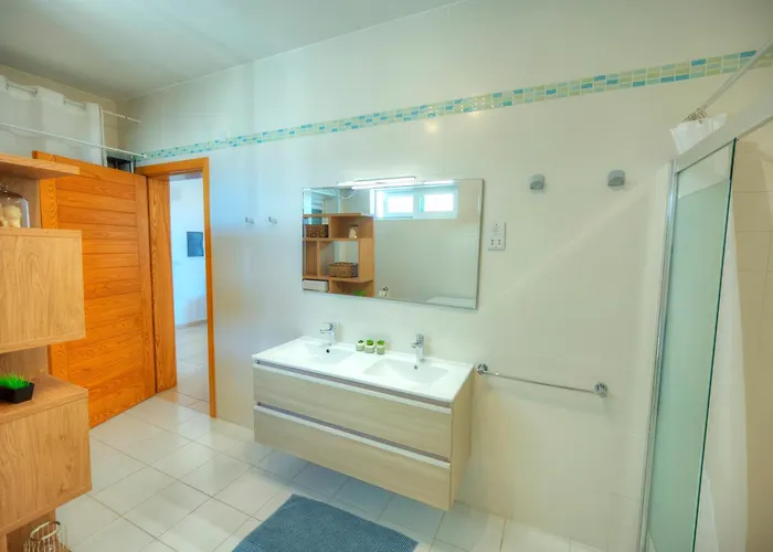 Seaview Terrace, 2bedrooms, Communal Pool Cogo1-1 Apartament Sliema