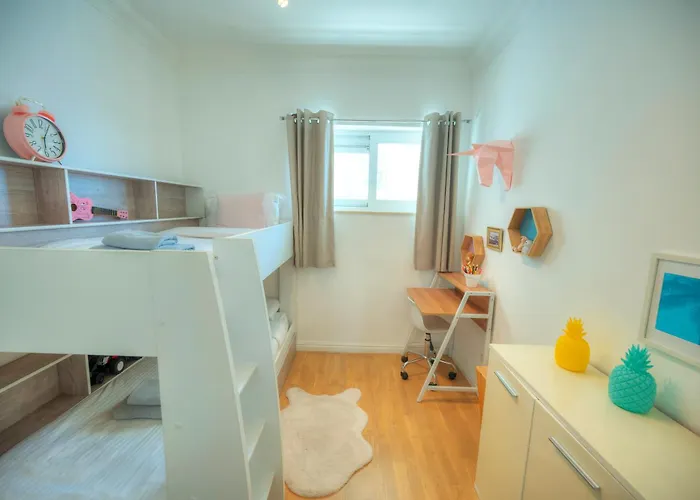 Seaview Terrace, 2bedrooms, Communal Pool Cogo1-1