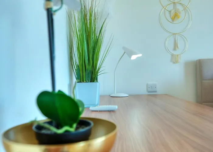 Seaview Terrace, 2bedrooms, Communal Pool Cogo1-1 * Sliema