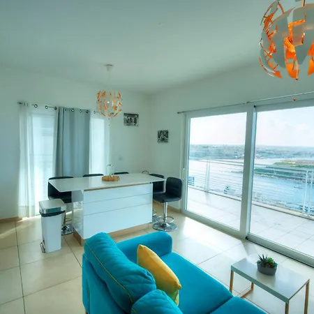 Seaview Terrace, 2bedrooms, Communal Pool Cogo1-1 דירה